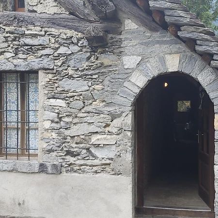 Tepilanti Villa Cerentino Екстериор снимка